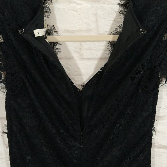 A Mika & Gala Women's Black Floral Lace V Neck Short Romper NWT Size XS 0 2 UK-6 - Picture 11 of 12
